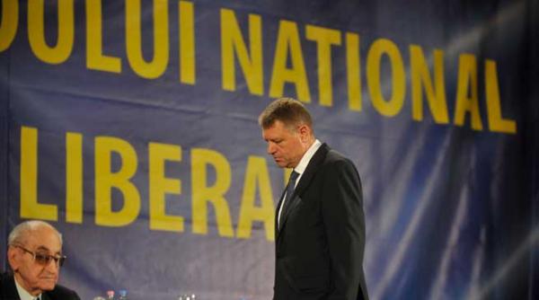 iohannis tarat prin instante de incompatibilitate