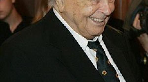 s a stins o legenda a teatrului rus iuri liubimov