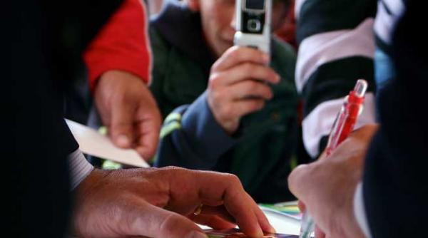 romania contrastelor 23 de milioane de mobile 42 nu au acces la net