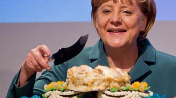 unificatorul germaniei o umileste pe angela merkel nu stie sa manance cu furculita si cutitul