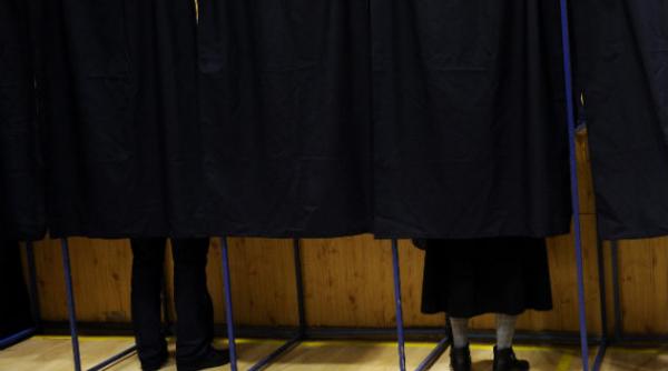 bec nestiinta de carte nu e motiv temeinic pentru insotirea alegatorilor in cabina de vot