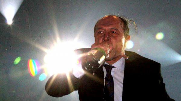 bolnavul basescu furia securitatii