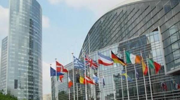 comisia europeana a aprobat schema de reducere a certificatelor verzi pentru marii consumatori de energie din romania