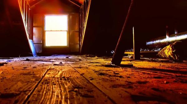 tragic copil de 13 ani din sebe gasit spanzurat in pod