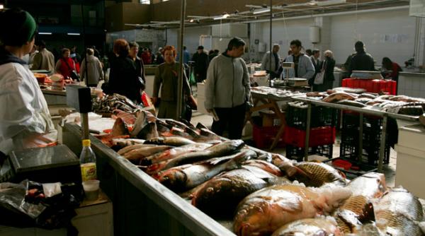 romanii consuma mai putin peste decat europenii