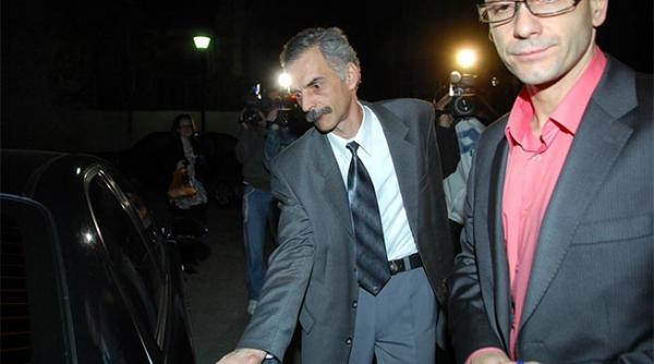 papici demisia politie politica de tip stalinist marca dna