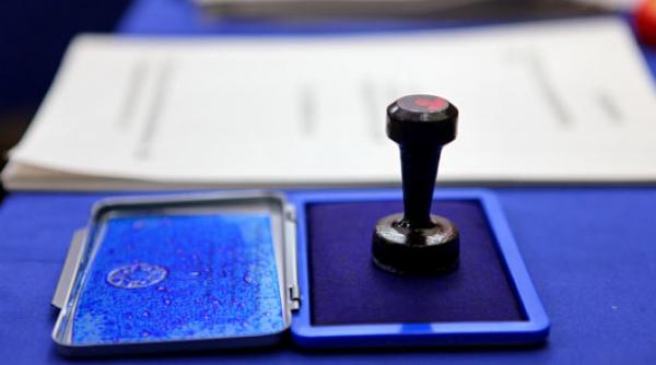 sondaj sociopol cum vor vota romanii la alegerile preziden iale