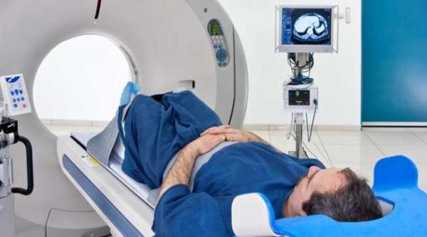 dr laurent alexandre chirurg specialist in decodarea genomului pana in 2030 cancerul va fi o boala cronica tinuta sub control