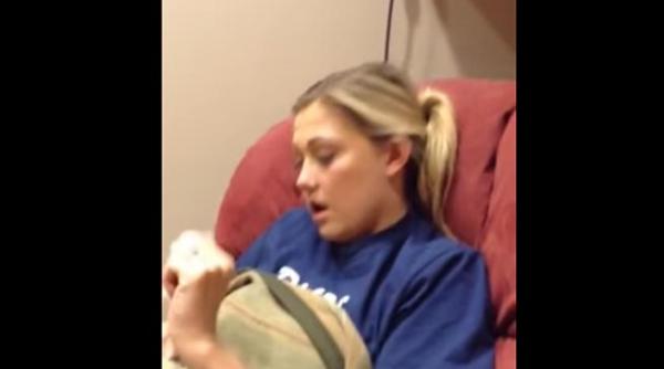 video fara maseaua de minte s a trezit devastata ca nu este nicki minaj