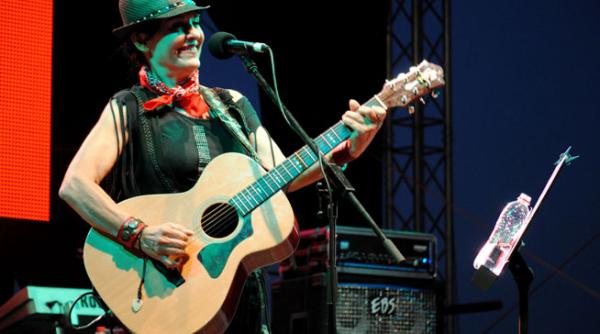 zoia alecu viata dincolo de scena eu in viata totdeauna ajung la lucrurile bune mai tarziu decat mi ar fi trebuit