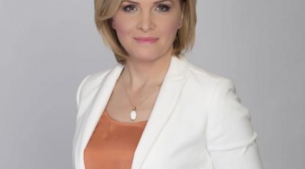 andreea stroe ne prezinta doua retete delicioase cu sfecla rosie