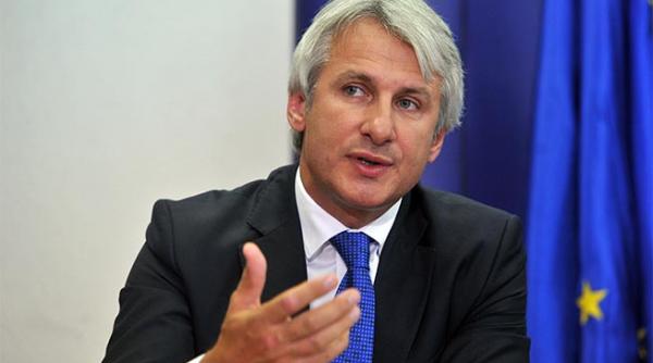 cu banii ue pib ul romanei va creste cu 3 in 2015 gradul de absorbtie a fondurilor europene va creste la 80