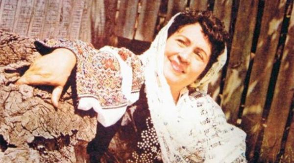 festivalului cantecului popular romanesc maria latare u incepe luni 3 noiembrie la targu jiu omagiu privighetorii nepereche
