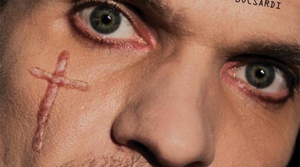 tudor chirila in rolul tartuffe la comedie