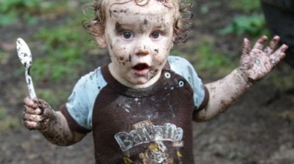 10 greseli flagrante pe care le comiti in educarea copilului tau