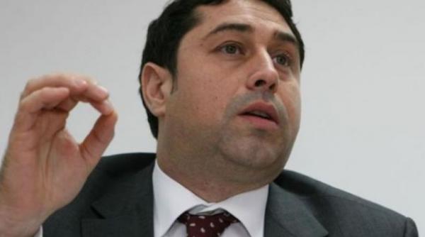 dna cere urmarirea penala a lui cristian david fostul ministru este acuzat de luare de mita si spalare de bani