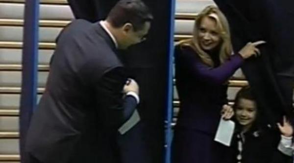 video victor ponta am votat pentru copiii nostri cu convingerea ca nu va mai fi inca o generatie de sacrificiu