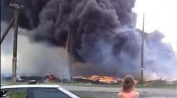 imagini nemaivazute pana acum surprinse imediat dupa prabusirea zborului mh17 al companiei malaysia airlines video