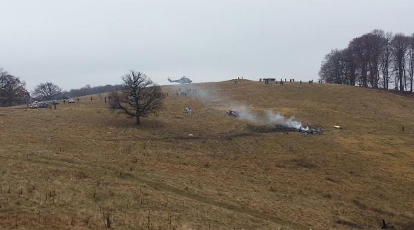 elicopter militar cu zece persoane la bord prabusit in sibiu opt persoane au murit supravietuitorii preluati de smurd