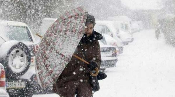 informare meteo de lapovita si ninsoare in intreaga tara pana la ora 23 00