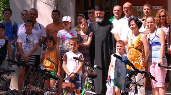 curs gratuit de invatare a colindelor la biserica icoanelor ocrotite de dezastre