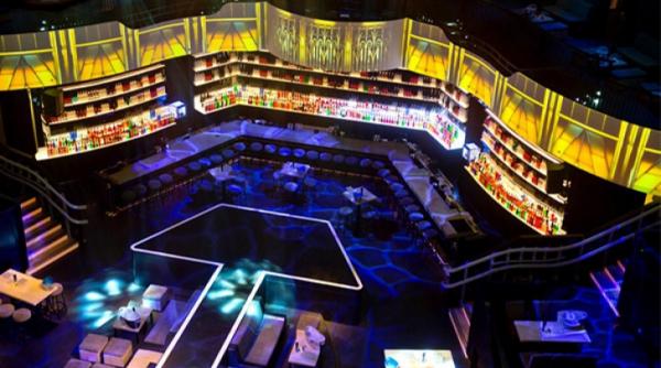 victor ponta i sebastian ghi a surprin i intr un club exclusivist din abu dhabi