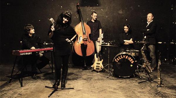 jazzybirds isi lanseaza albumul de debut