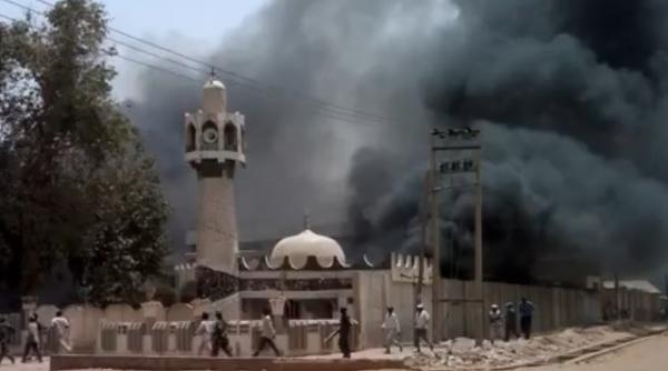 video atentat asupra marii moschei din kano primul bilan indica 92 de mor i i 160 de rani i