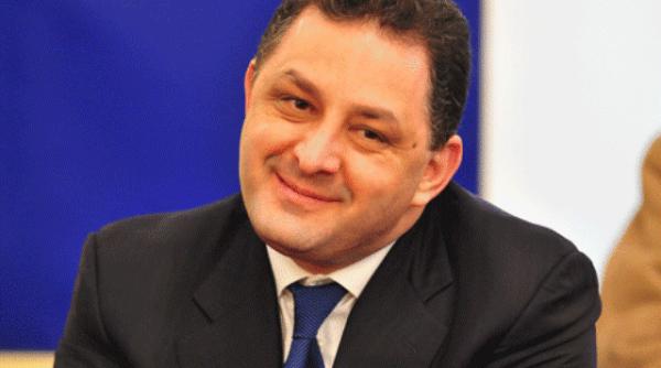 video vanghelie o comite din nou o sa vada via a unde i duc pe baie ii a tia via a i unde