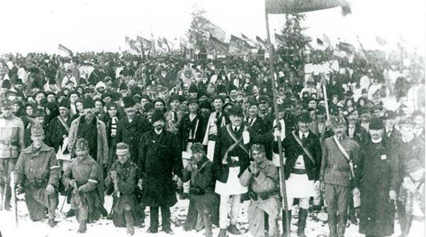 pentru prima oara canta poporul roman in biserica desteapta te romane