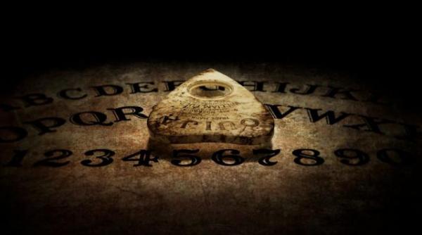 avertisment cutremurator al preotilor exorcisti si al expertilor in paranormal ce s ar putea intampla de craciun video