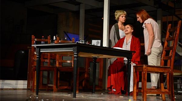 la sfarsit de toamna acasa in miezul verii