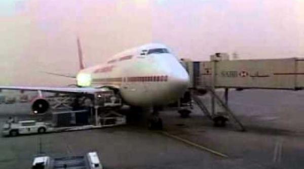 avion oprit de la decolare dupa ce un pasager a visat ca se vor prabusi