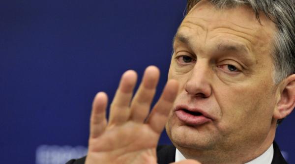 budapesta furioasa dupa ce senatorul john mccain l a facut dictator neofascist pe viktor orban