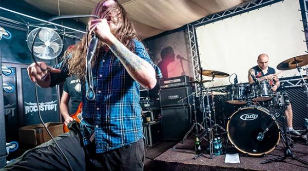 domination canta joi in memoria lui dimebag