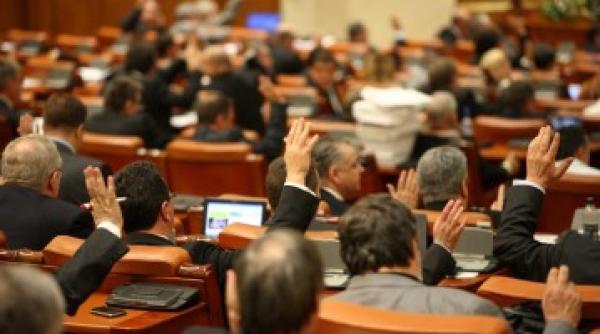 senatul a adoptat tacit oug privind modificarea legii nr 370 2004 pentru alegerea presedintelui romaniei