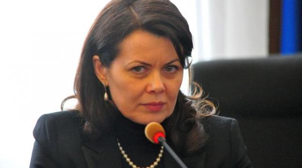 nici ministrul delegat pentru dialog social aurelia cristea nu va mai face parte din guvernul restructurat