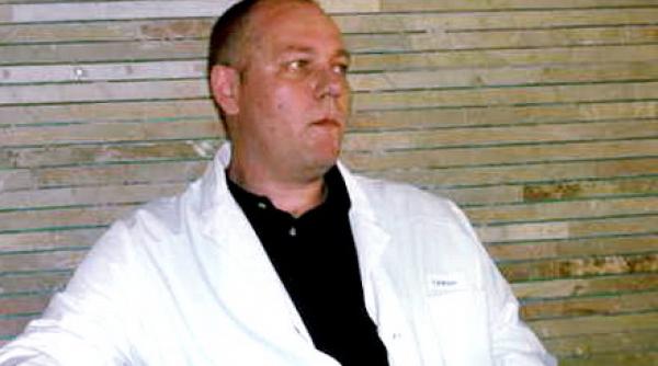 seful clinicii chirurgie cardiovasculara din spitalul judetean constanta prins in flagrant primind mita