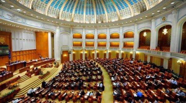 parlamentul va da votul final pentru buget duminica la ora 10 00