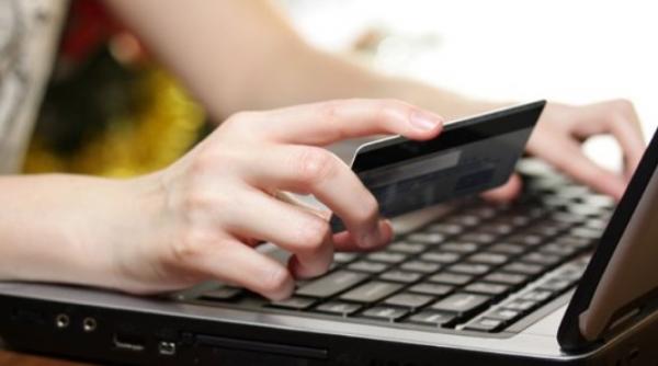 avertismentul politiei pentru cei care cumpara online cadouri de craciun