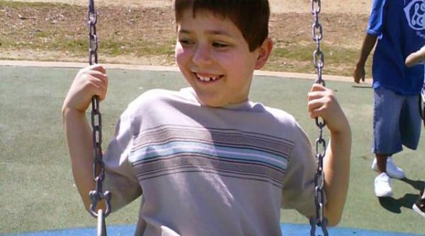 scena socanta in sua si a trimis fiul autist la scoala cu un microfon ascuns ce a descoperit un tata e cutremurator video