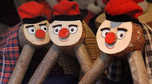 traditii de craciun in lume ucrainenii impodobesc brazii cu paianjeni lituanienii cu mici colivii de pasari