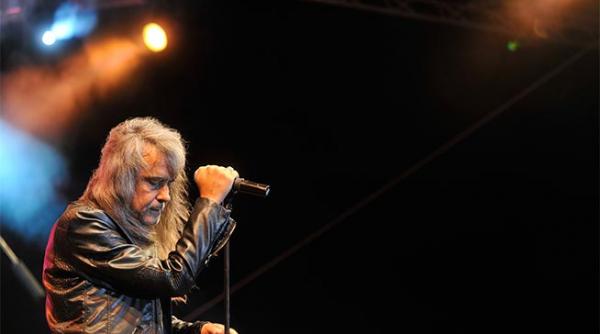 astazi e ziua ta cristi minculescu