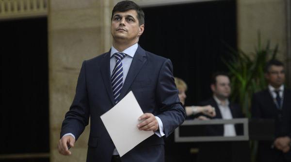 europarlamentarul constantin laurentiu rebega urmarit penal pentru instigare la spalare de bani fals in inscrisuri sub semnatura privata si uz de fals