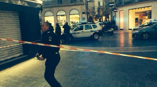 teroarea continua in fran a luare de ostatici la un magazin de bijuterii din montpellier