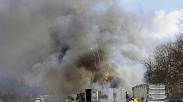 carambol spectaculos in michigan un mort zeci de raniti 193 de masini implicate in accident video