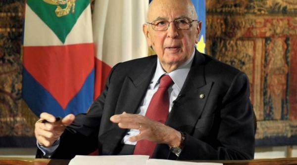 presedintele italiei giorgio napolitano a demisionat