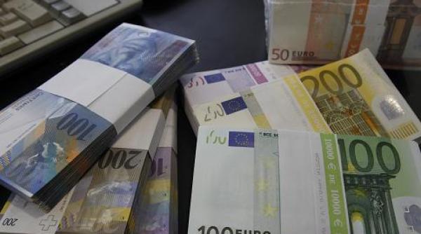 75 de mii de romani sub ocul creditelor in franci elve ieni nici un protest la ambasadada elve iei