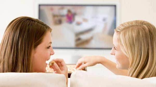 clipuri tv mincinoase