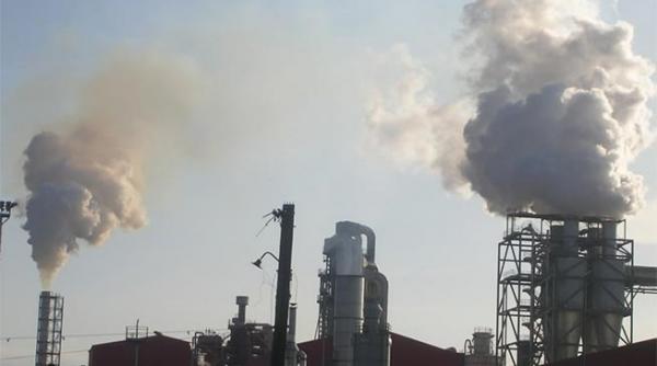 romania poluata de austriecii de la kronospan